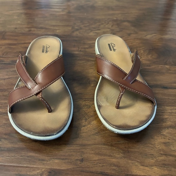 Clarks Leather Slide Sandals - Picture 2 of 6